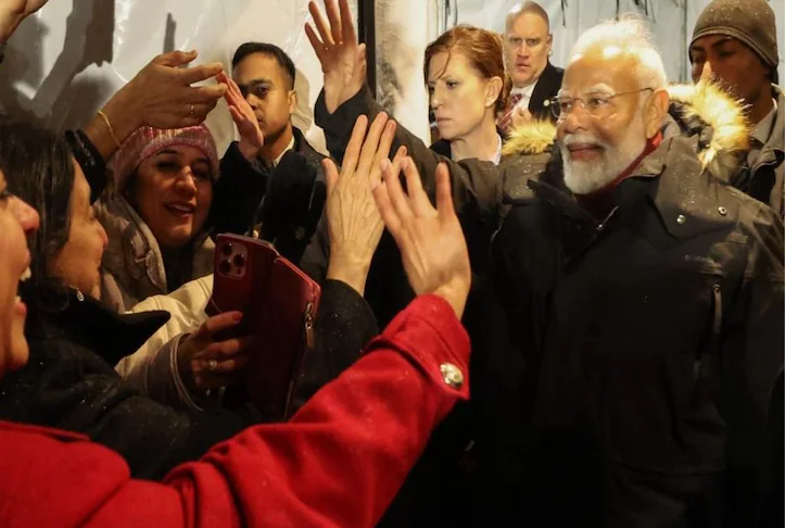 PM Modi ટેરિફ અને ઇમિગ્રેશનના સંભવિત મુદ્દાઓ સાથે અમેરિકા પહોંચ્યા.