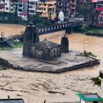 Monsoon Havoc In Himachal : ૬૩ લોકોના મોત, ડઝનબંધ ગુમ, ૪૦૦ કરોડ રૂપિયાનું નુકસાન .