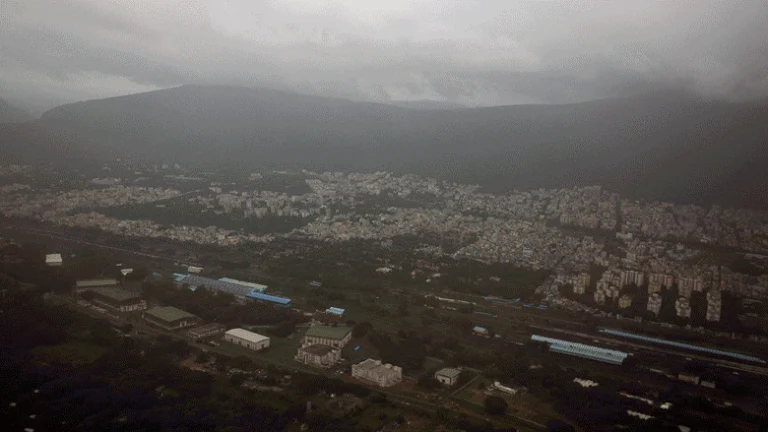Cyclone Montha આજે ત્રાટકશે, આંધ્રપ્રદેશ અને ઓડિશાના દરિયાકાંઠાના વિસ્તારોમાં ભારે વરસાદ ..
