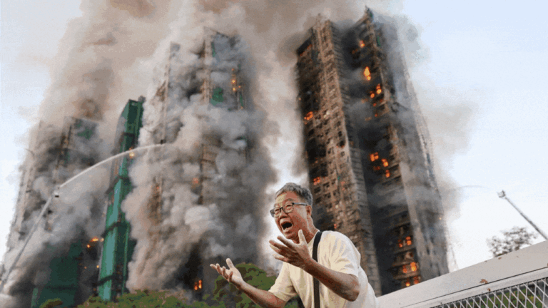 Hong Kong high-rise blaze