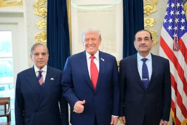 Trump credits Pak’s Asim Munir , યુદ્ધવિરામ લંબાવતા ખંડિત ઈરાનનો ઉલ્લેખ કર્યો.