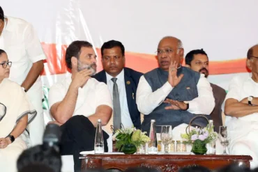 mamata banerjee : શરદ પવાર પર નજર, નેતાઓએ ‘અખંડ’ કોંગ્રેસ માટે દબાણ કર્યું