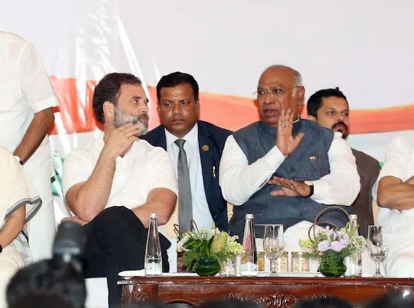 mamata banerjee : શરદ પવાર પર નજર, નેતાઓએ ‘અખંડ’ કોંગ્રેસ માટે દબાણ કર્યું