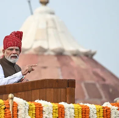 PM Modi’s 6 Big Announcements : સ્વતંત્રતા દિવસ પર પીએમ મોદીની 6 મોટી જાહેરાતો: AI તાલીમ, મફત કોચિંગ PM Modi’s 6 Big Announcements : સ્વતંત્રતા દિવસ પર પીએમ મોદીની 6 મોટી જાહેરાતો: AI તાલીમ, મફત કોચિંગ